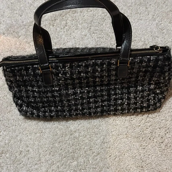 Kate Spade Black and White Houndstooth Shoulder Bag - Picture 2 of 6